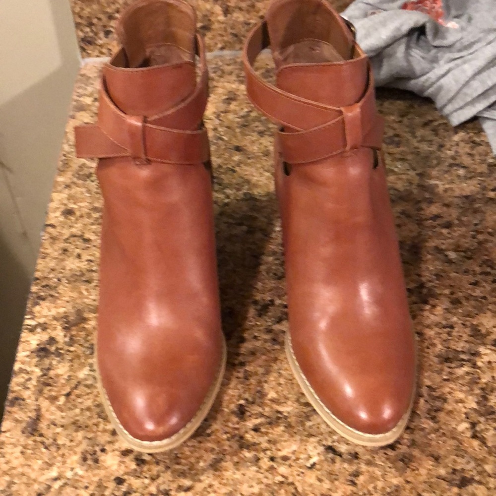 Reba leather Booties - Picture 3 of 8